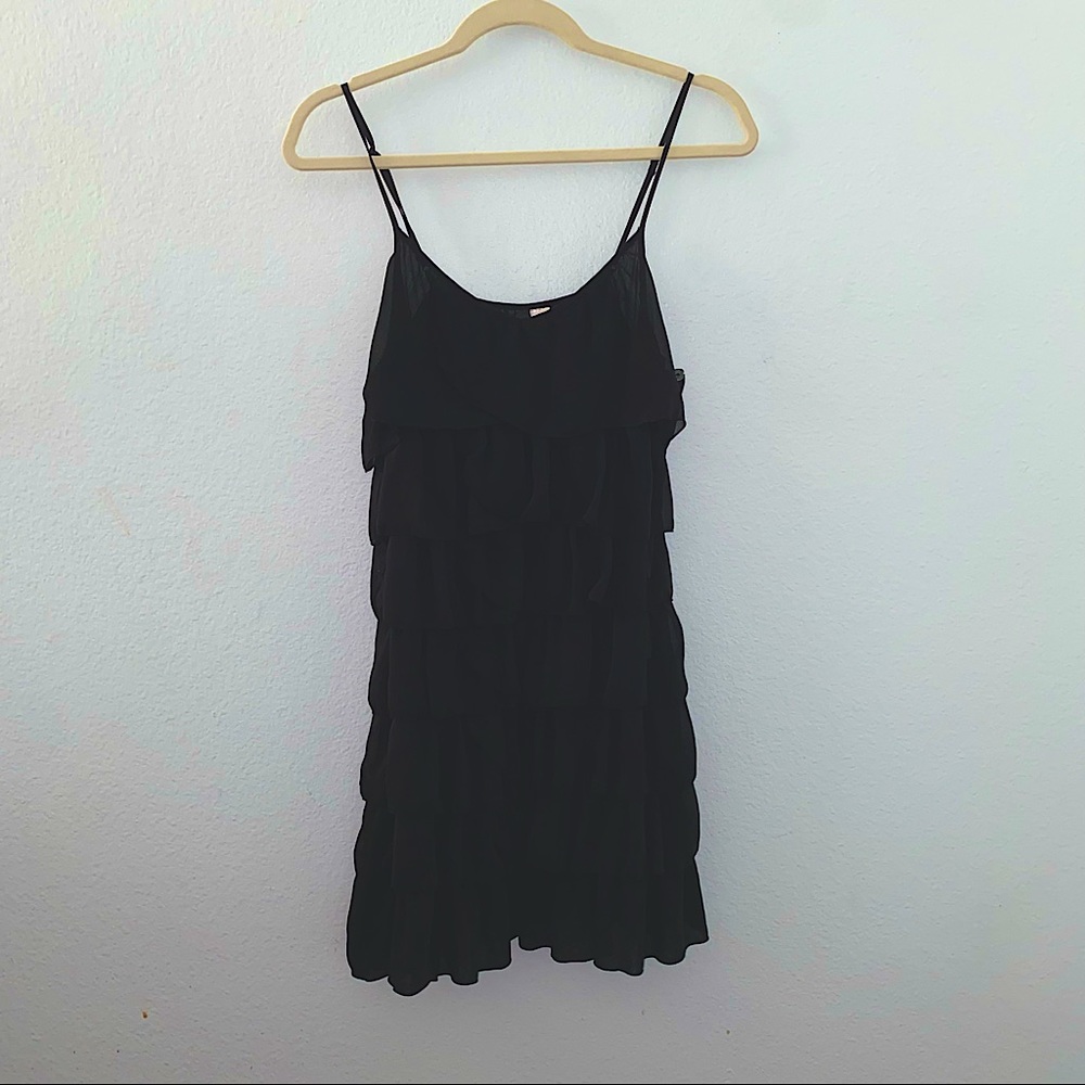 H&M Black Tiered Dress 🖤